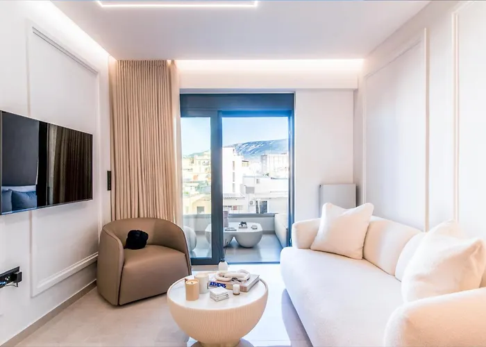 N K Suite - Design Boutique Stay With City View